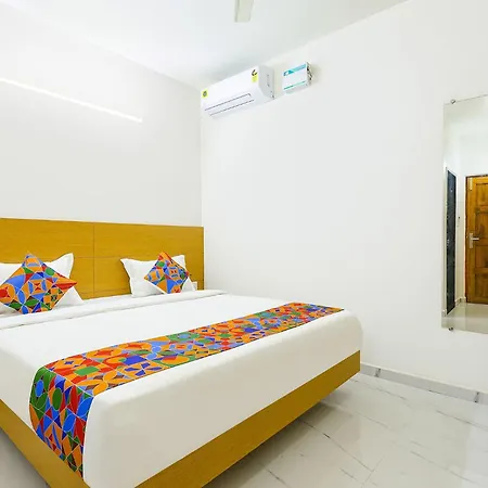 Hotel Fabexpress Pednekar Plaza - Tito'S Lane, Baga Beach